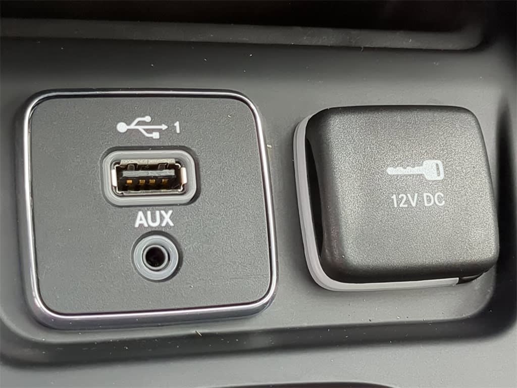 2022 Jeep Cherokee Latitude 37
