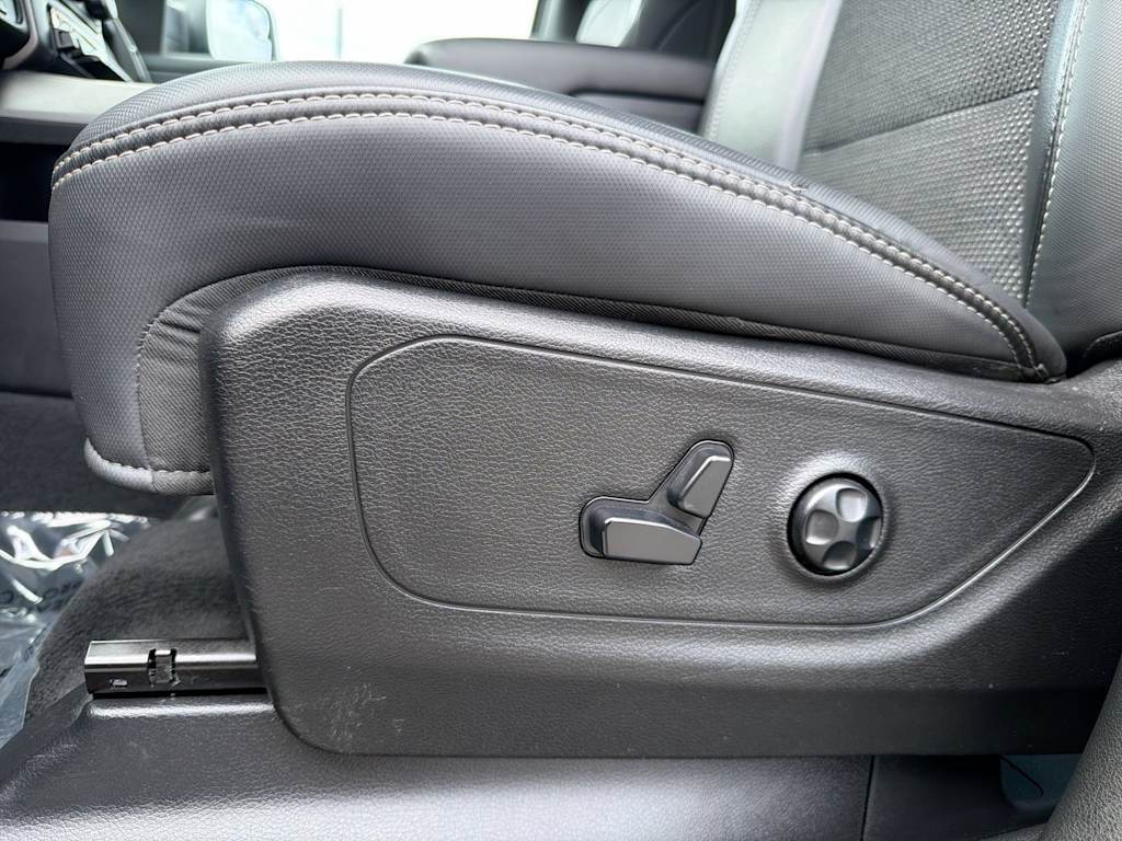 Thumbnail: 2019 RAM 1500 - 25