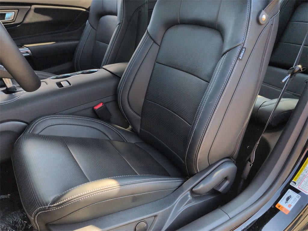 Thumbnail: 2025 Ford Mustang - 13