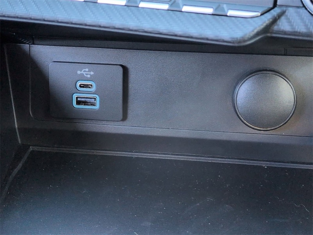 Thumbnail: 2025 Ford Mustang - 32