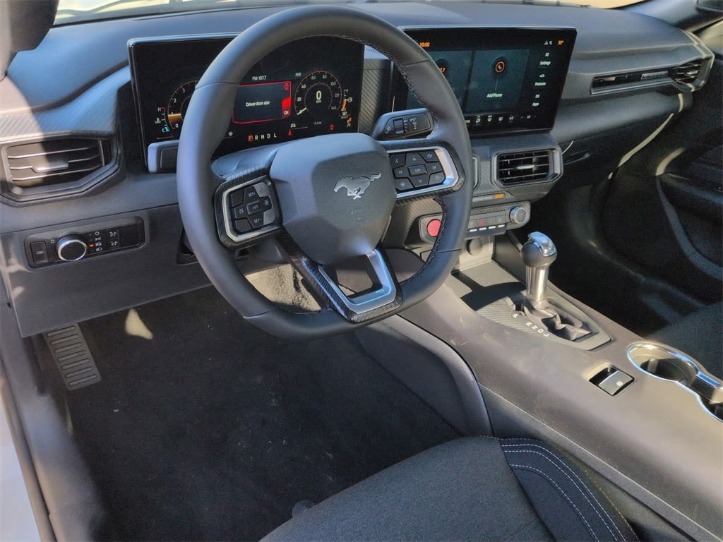 Thumbnail: 2025 Ford Mustang - 2