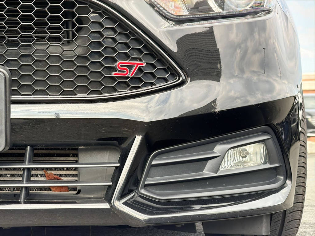 Thumbnail: 2018 Ford Focus - 13