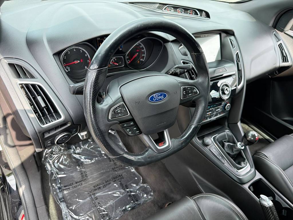 Thumbnail: 2018 Ford Focus - 2