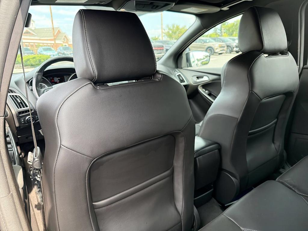 Thumbnail: 2018 Ford Focus - 10