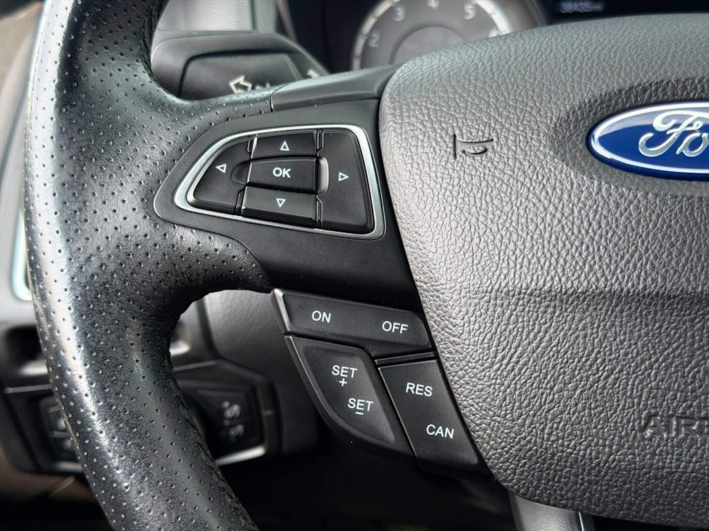 Thumbnail: 2018 Ford Focus - 29
