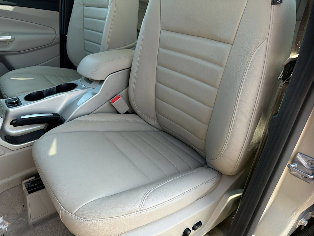Thumbnail: 2016 Ford C-Max - 10