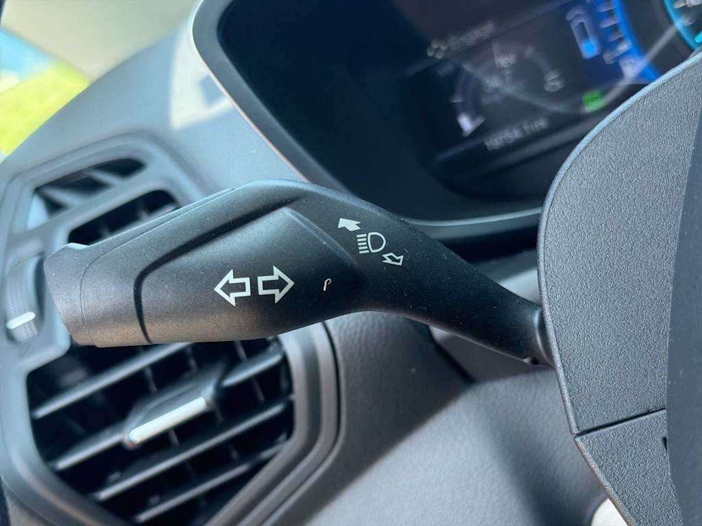 Thumbnail: 2016 Ford C-Max - 34