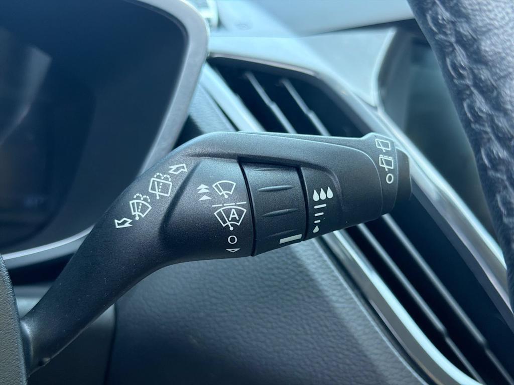 Thumbnail: 2016 Ford C-Max - 33