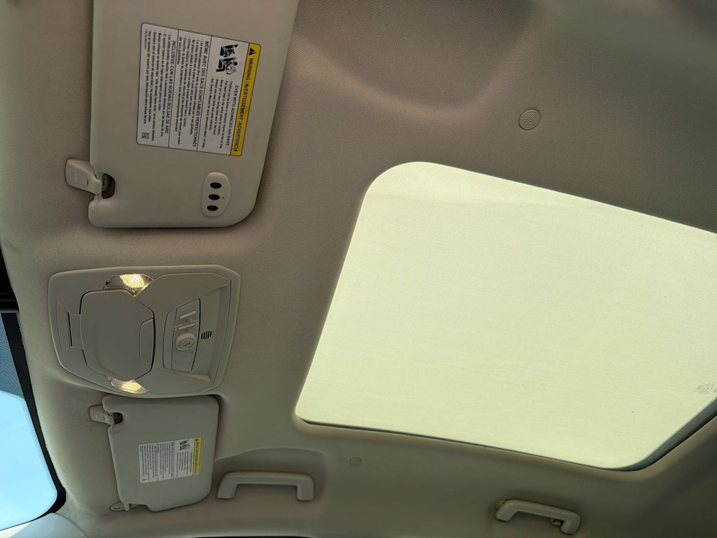 Thumbnail: 2016 Ford C-Max - 28