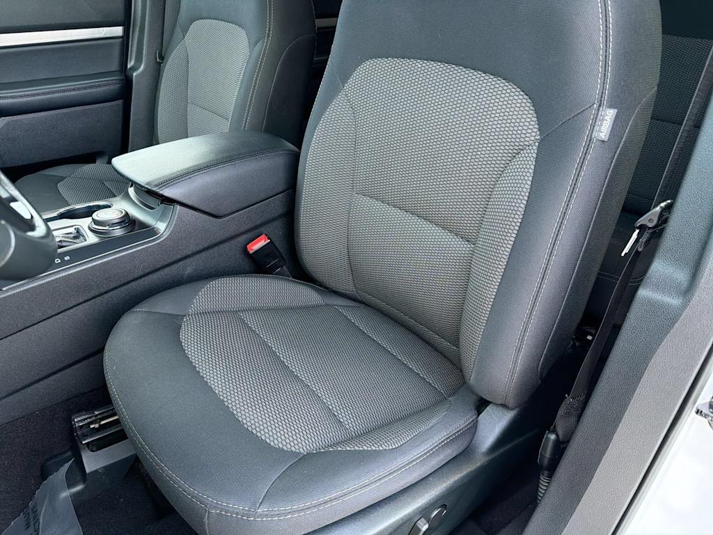 Thumbnail: 2019 Ford Explorer - 9