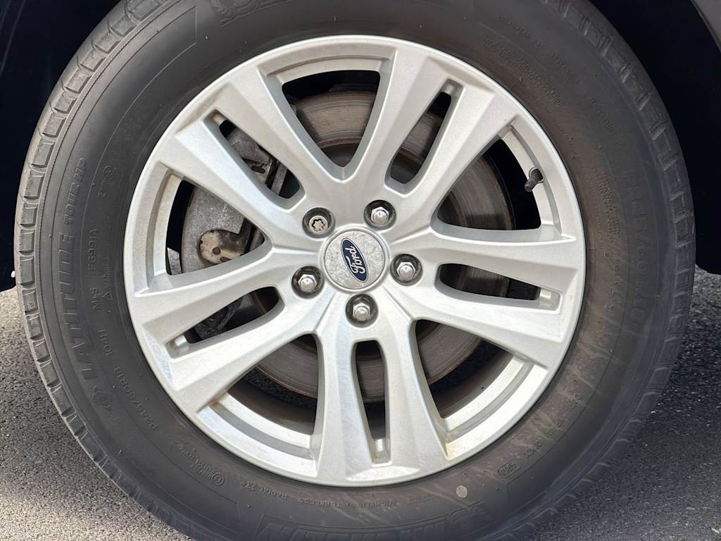 Thumbnail: 2019 Ford Explorer - 6