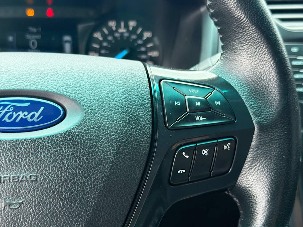 Thumbnail: 2017 Ford Explorer - 30