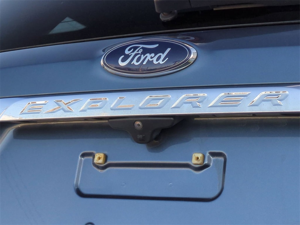 2019 Ford Explorer XLT 25