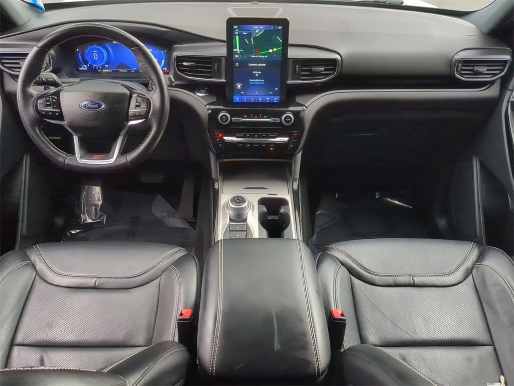 2022 Ford Explorer ST 9