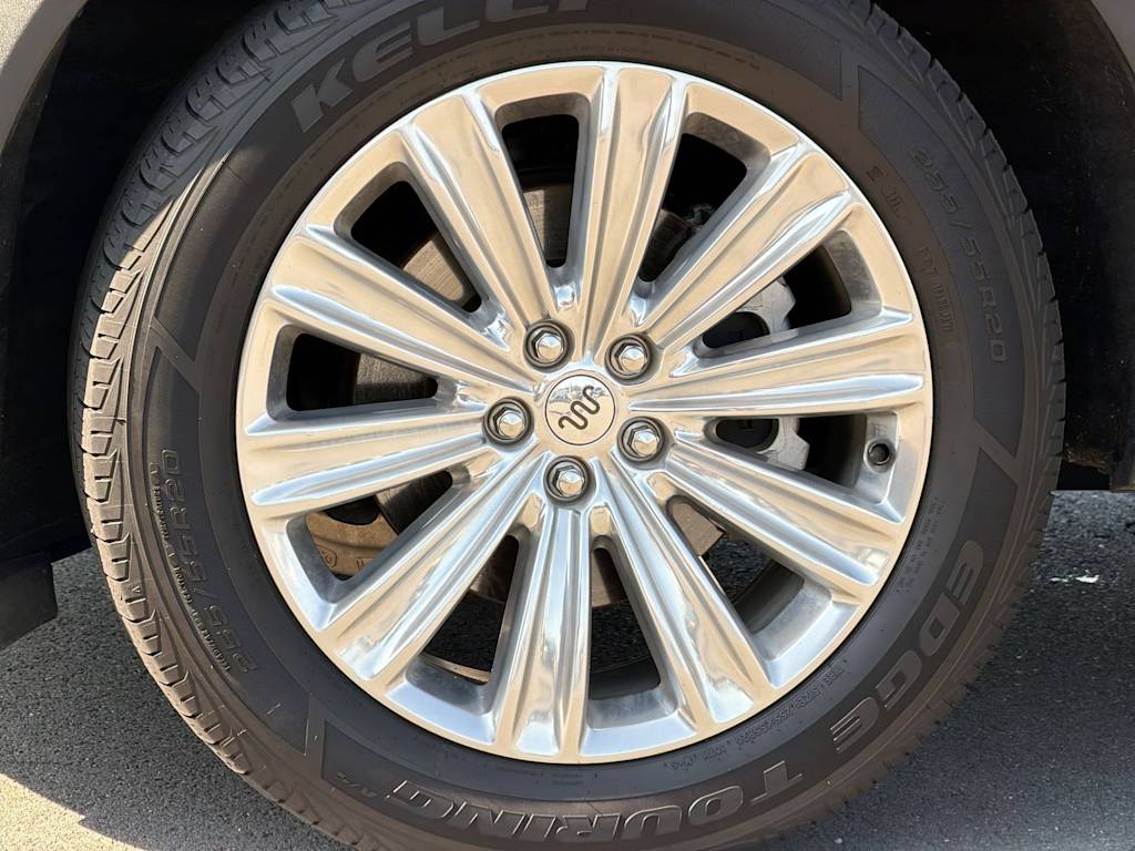 Thumbnail: 2022 Ford Explorer - 6