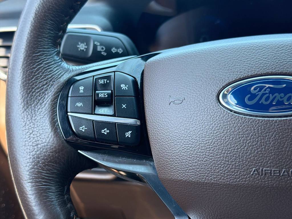 Thumbnail: 2022 Ford Explorer - 29