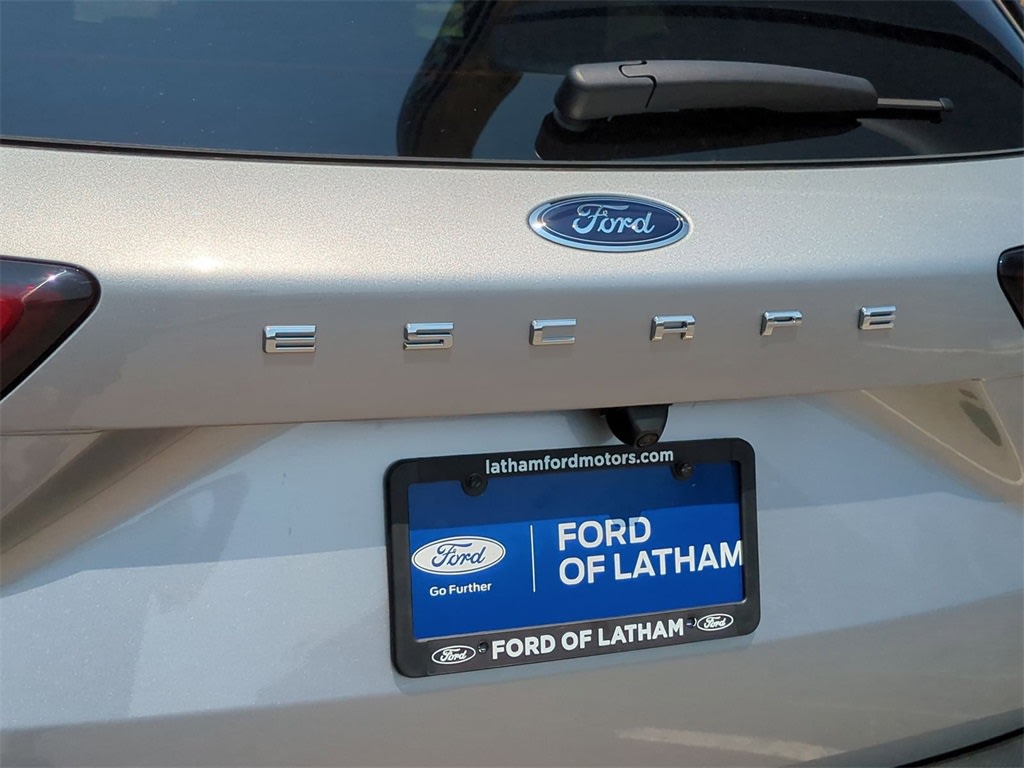 2024 Ford Escape Plug-in Hybrid 16