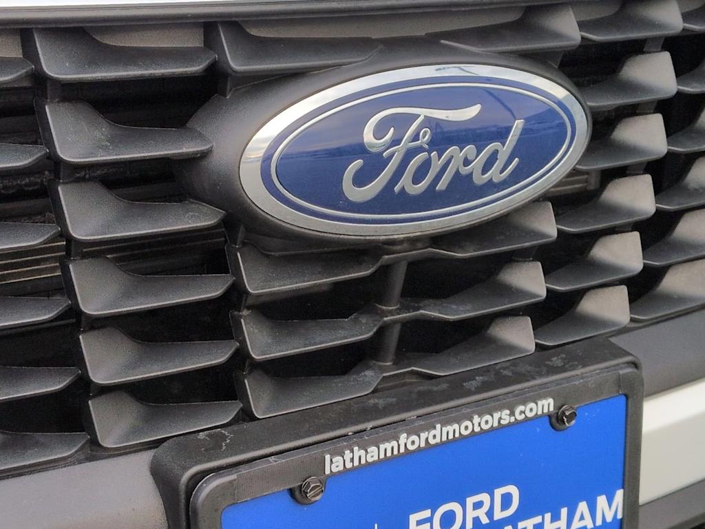 Thumbnail: 2025 Ford Escape - 10