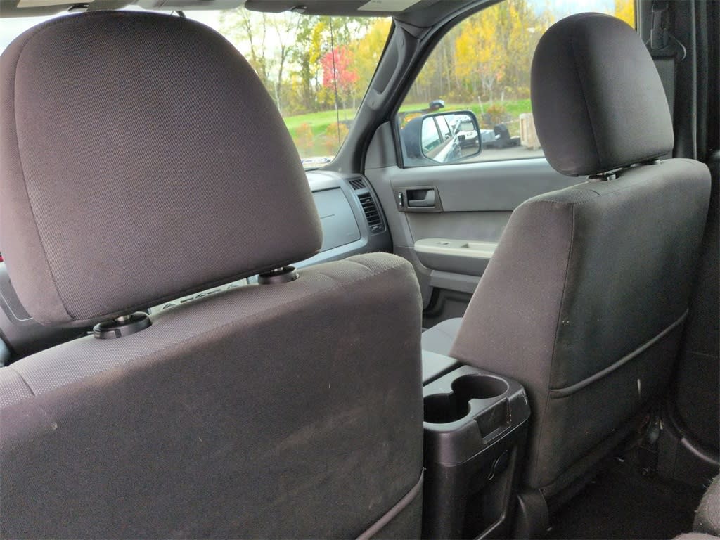 Thumbnail: 2011 Ford Escape - 28