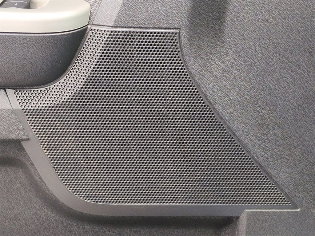 Thumbnail: 2011 Ford Escape - 34