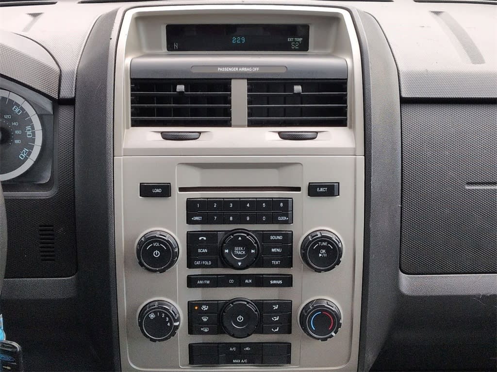 Thumbnail: 2011 Ford Escape - 15