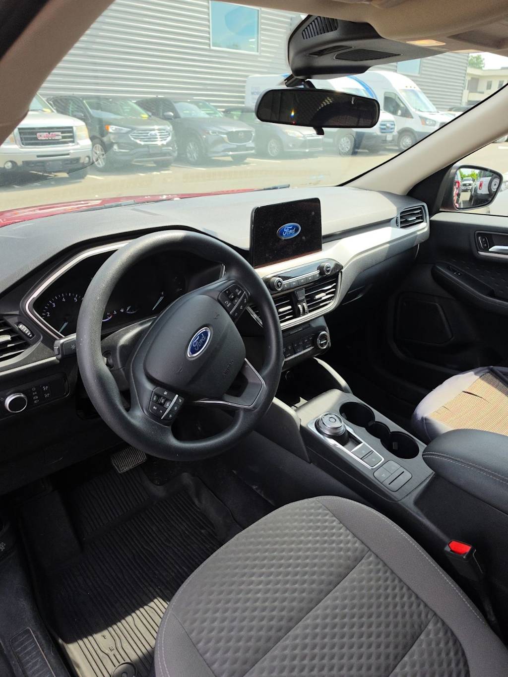 Thumbnail: 2020 Ford Escape - 2