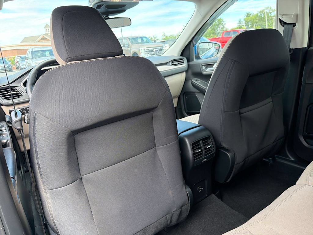 Thumbnail: 2021 Ford Escape - 10