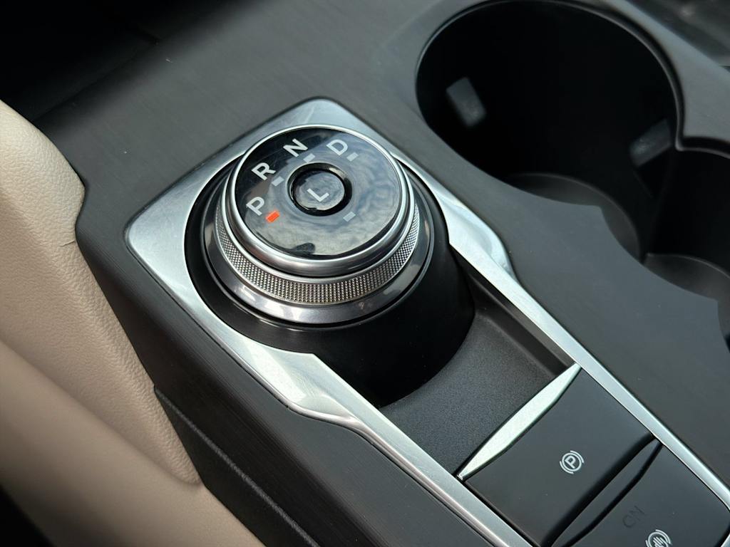 Thumbnail: 2021 Ford Escape - 34