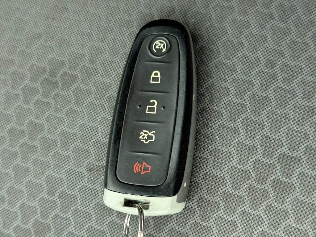 Thumbnail: 2019 Ford Escape - 19