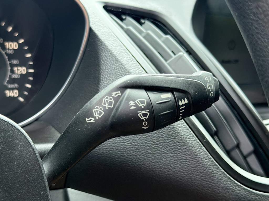 Thumbnail: 2019 Ford Escape - 16