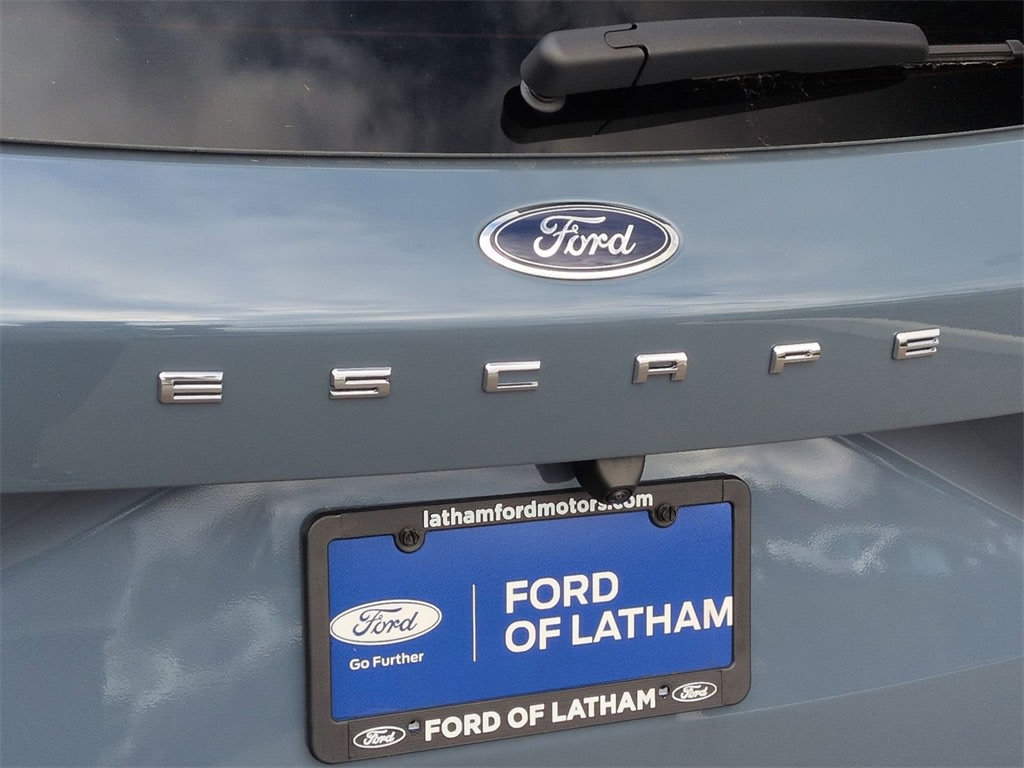 Thumbnail: 2025 Ford Escape - 15