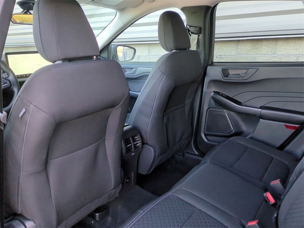 2025 Ford Escape Active 13