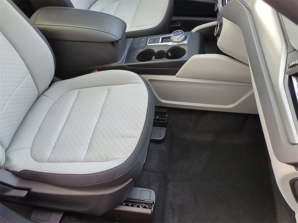 2025 Ford Escape Active 12