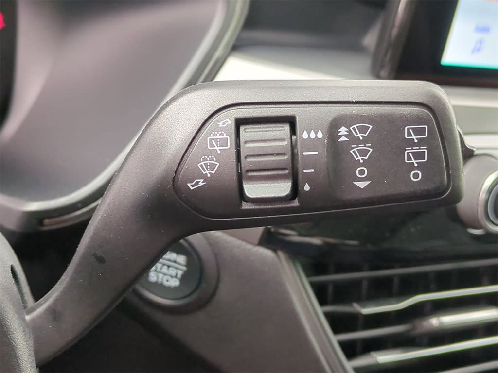 Thumbnail: 2025 Ford Escape - 32