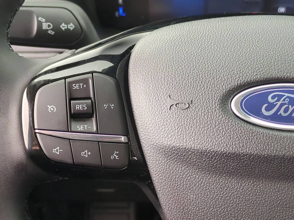 Thumbnail: 2025 Ford Escape - 30