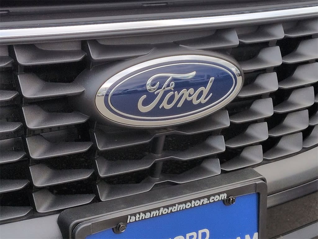 Thumbnail: 2025 Ford Escape - 26