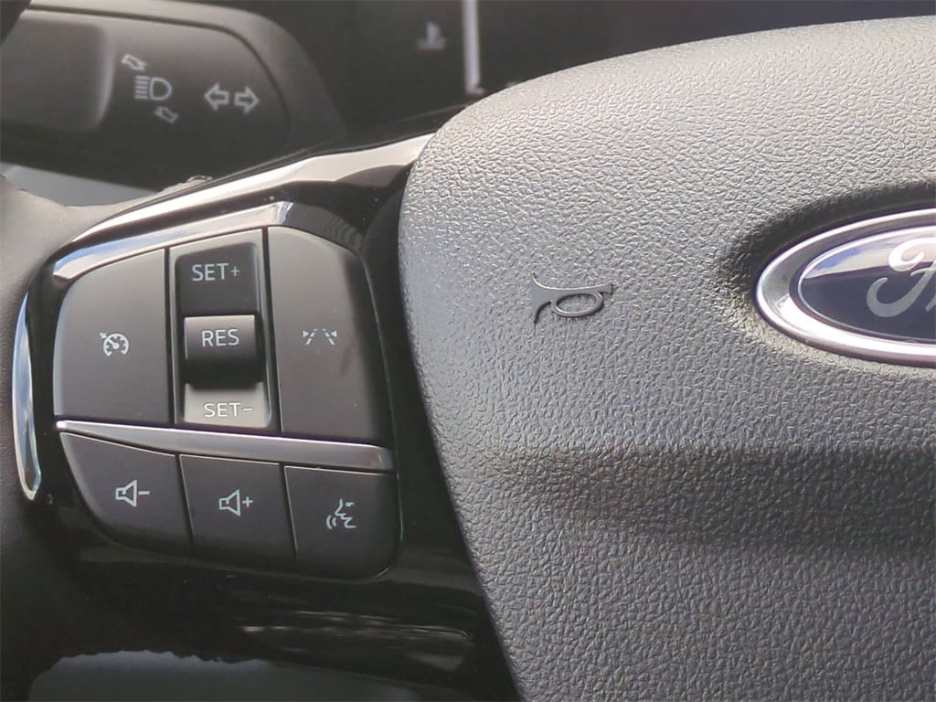 Thumbnail: 2025 Ford Escape - 30