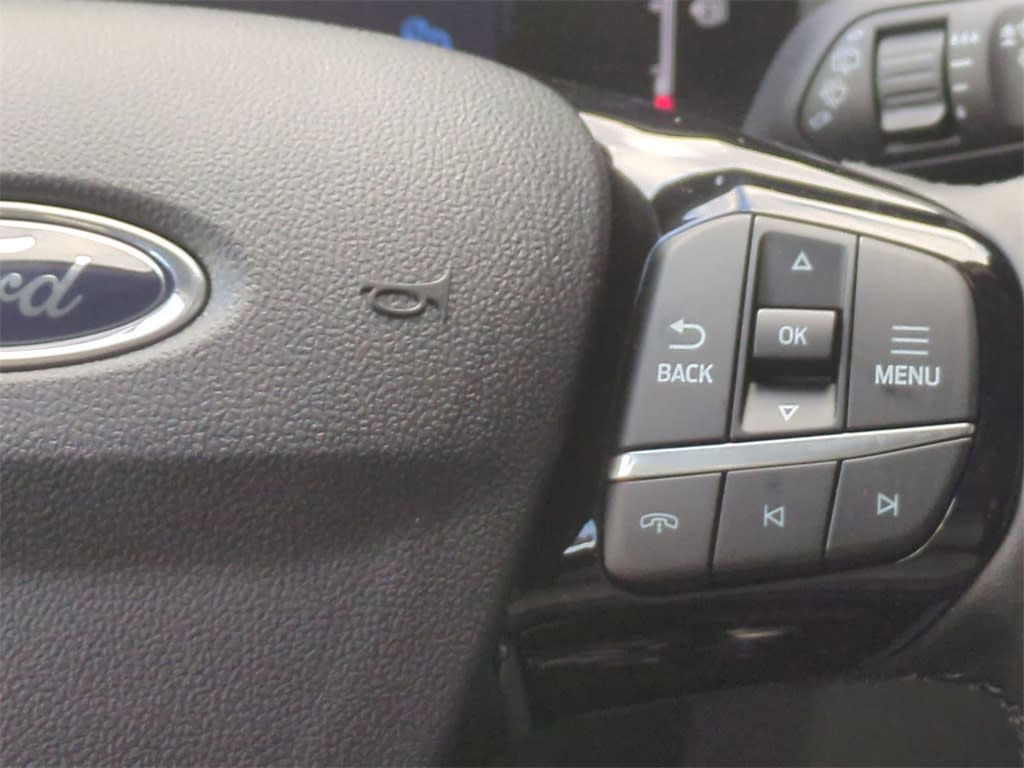 Thumbnail: 2025 Ford Escape - 31