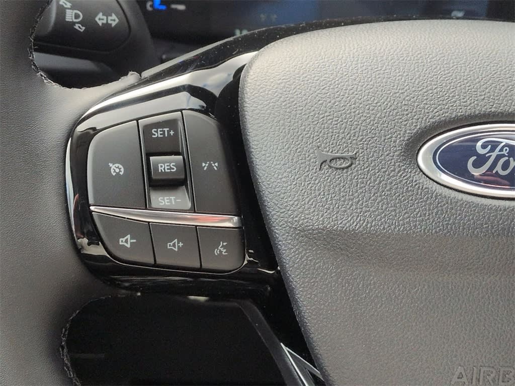 Thumbnail: 2025 Ford Escape - 28