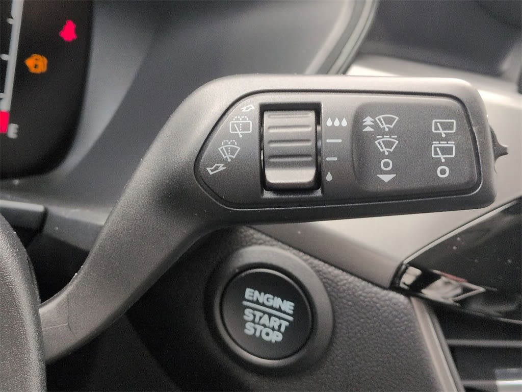 Thumbnail: 2025 Ford Escape - 30