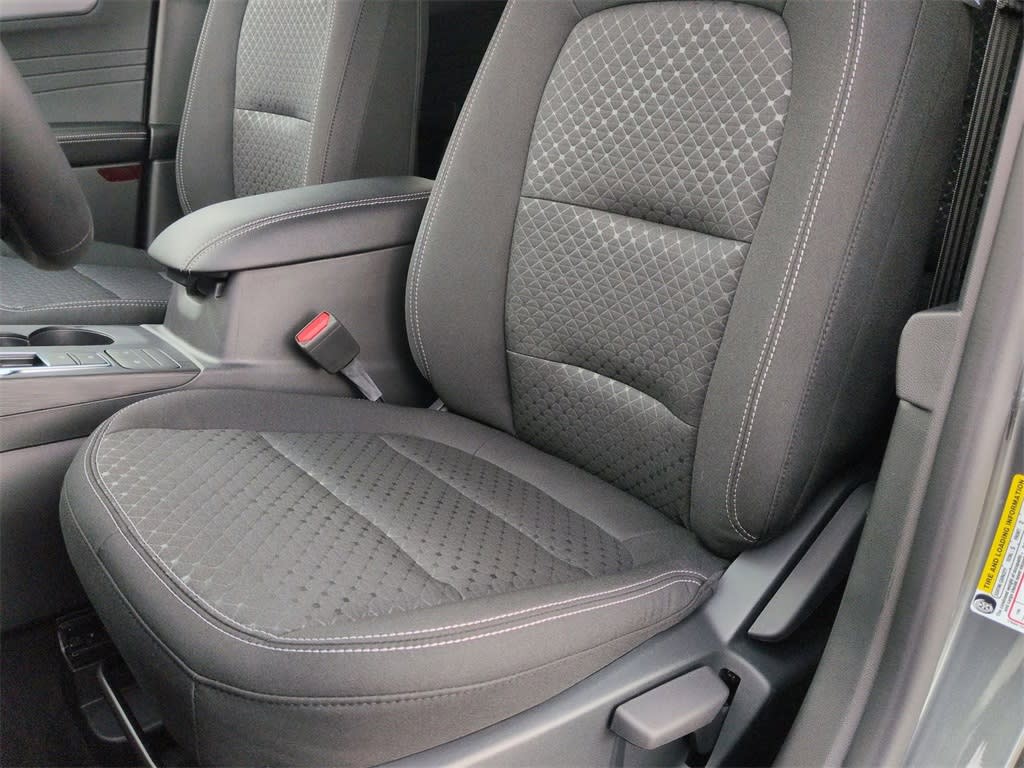 Thumbnail: 2025 Ford Escape - 9