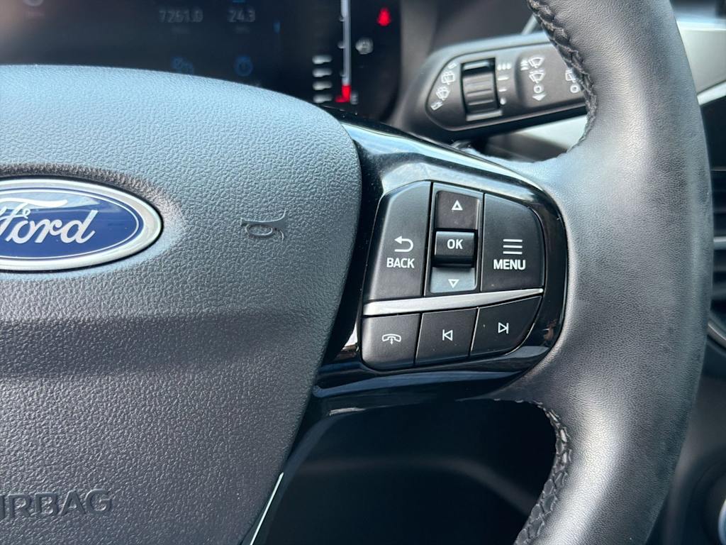 Thumbnail: 2023 Ford Escape - 29