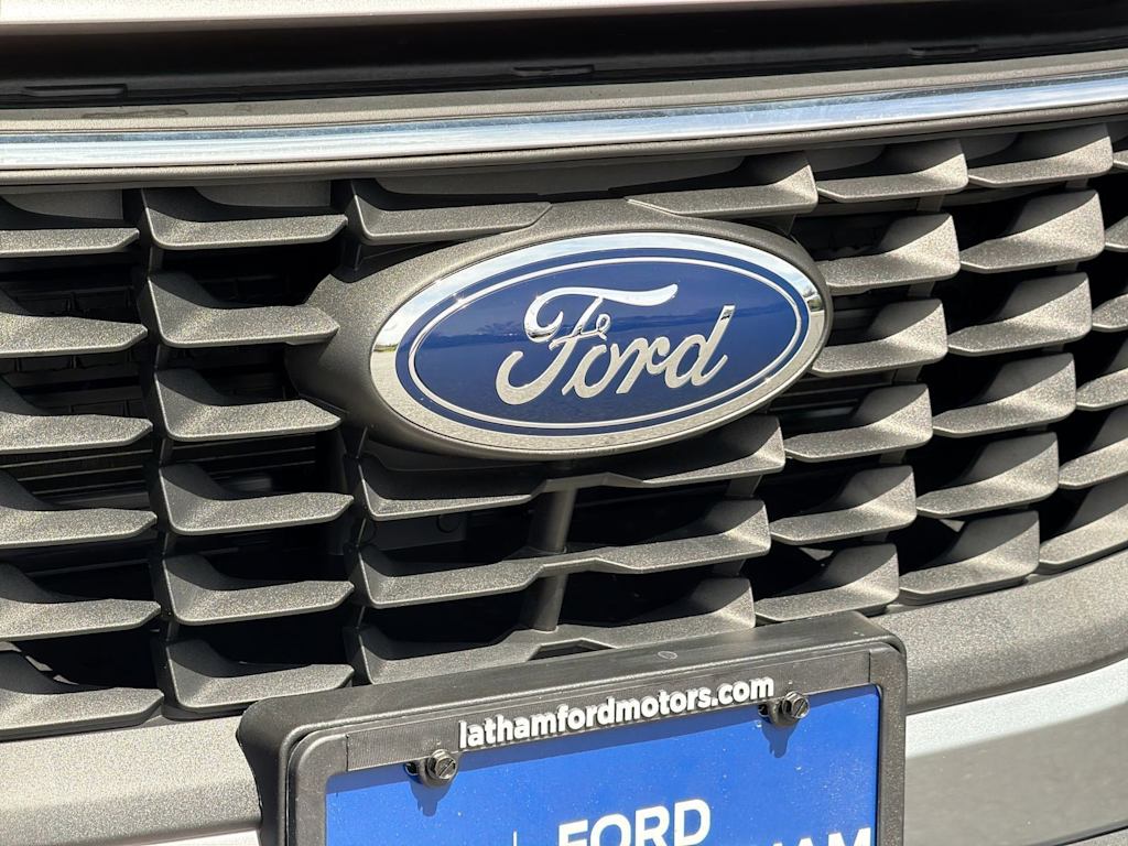 Thumbnail: 2023 Ford Escape - 6