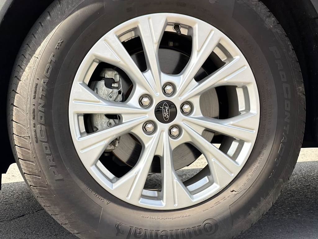 Thumbnail: 2023 Ford Escape - 7