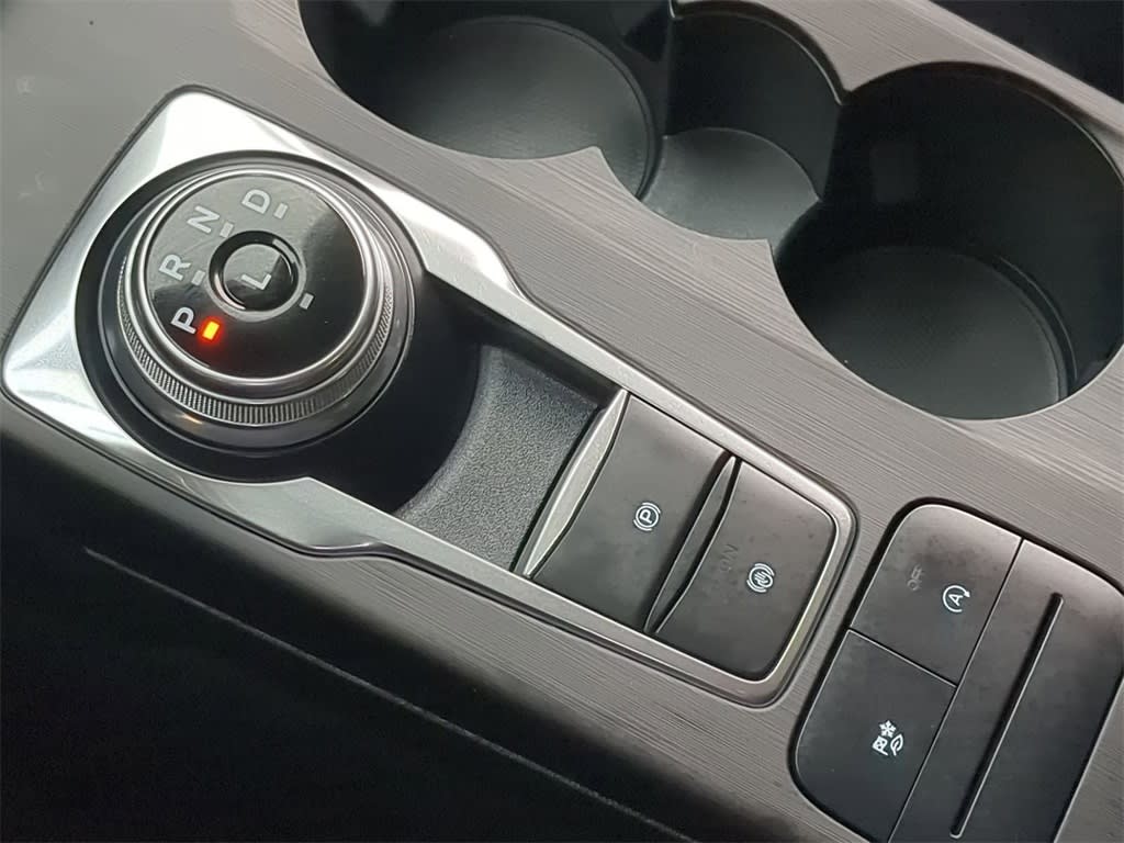 2020 Ford Escape SEL 17