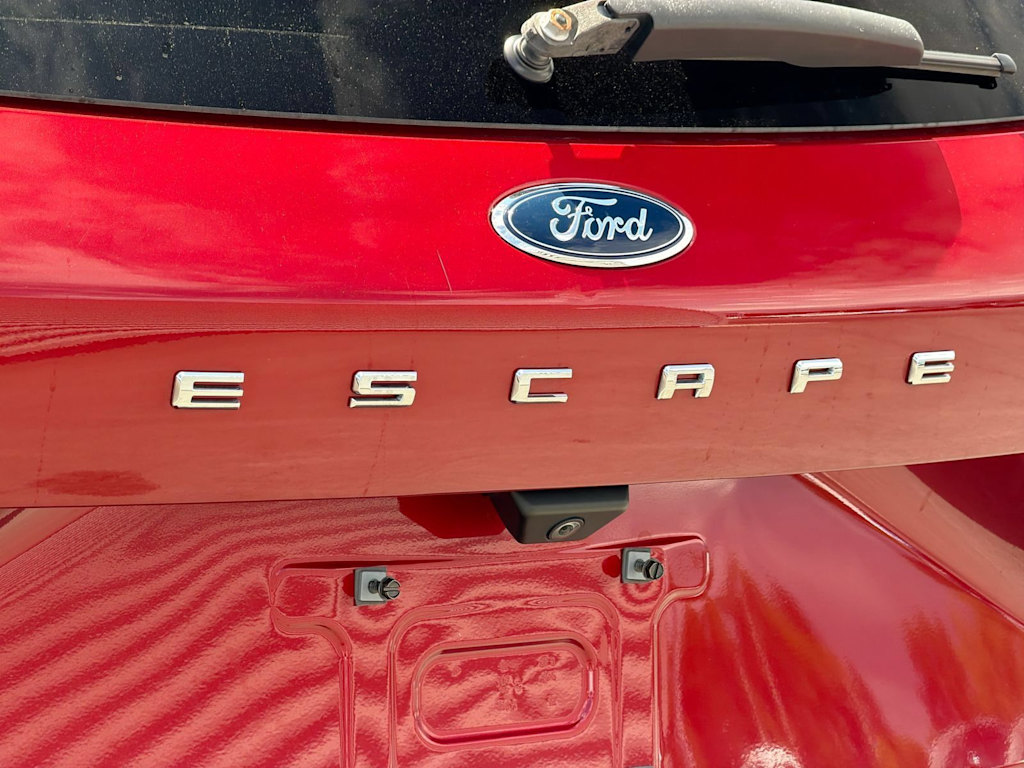Thumbnail: 2020 Ford Escape - 25