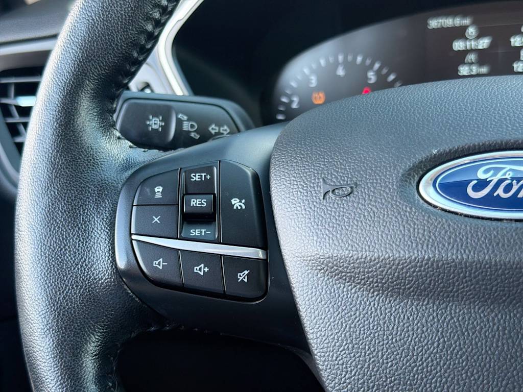 Thumbnail: 2020 Ford Escape - 30
