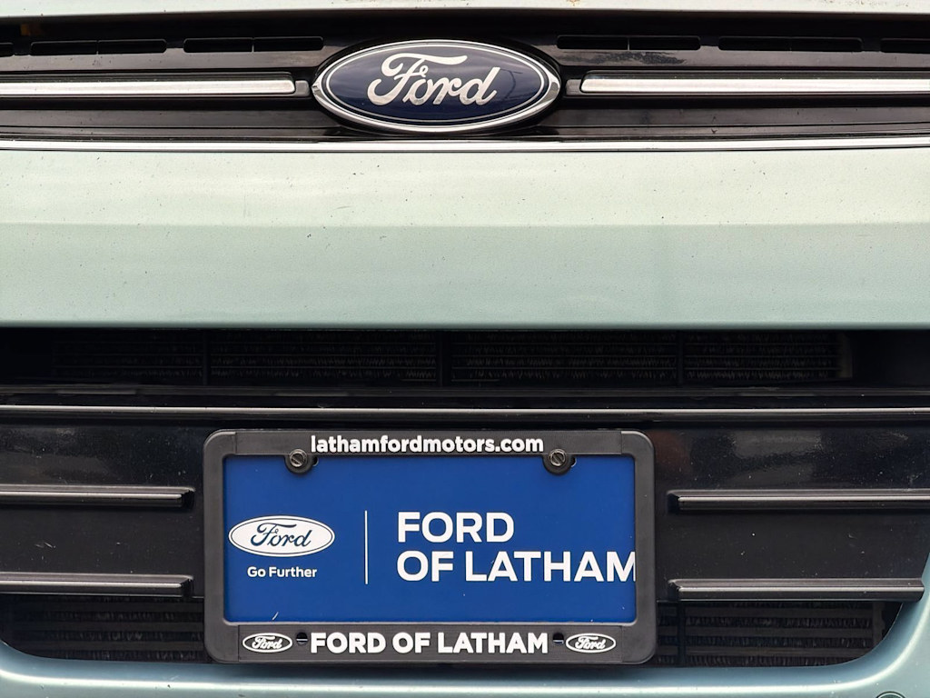 Thumbnail: 2013 Ford Escape - 5