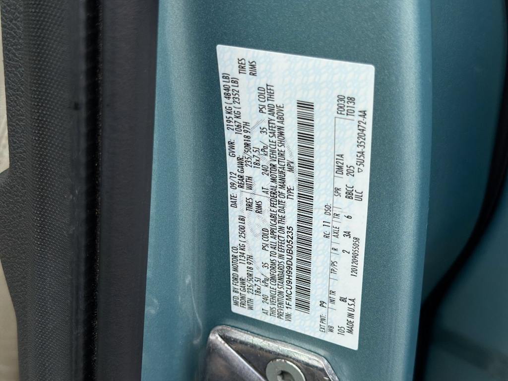 Thumbnail: 2013 Ford Escape - 18