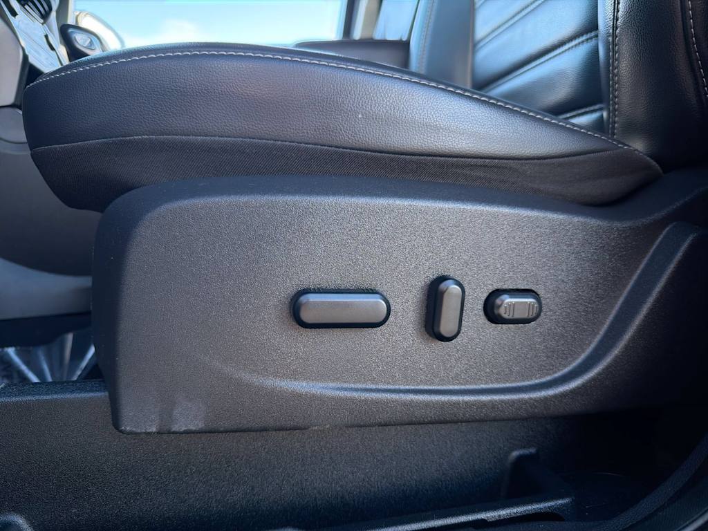 Thumbnail: 2019 Ford Escape - 26